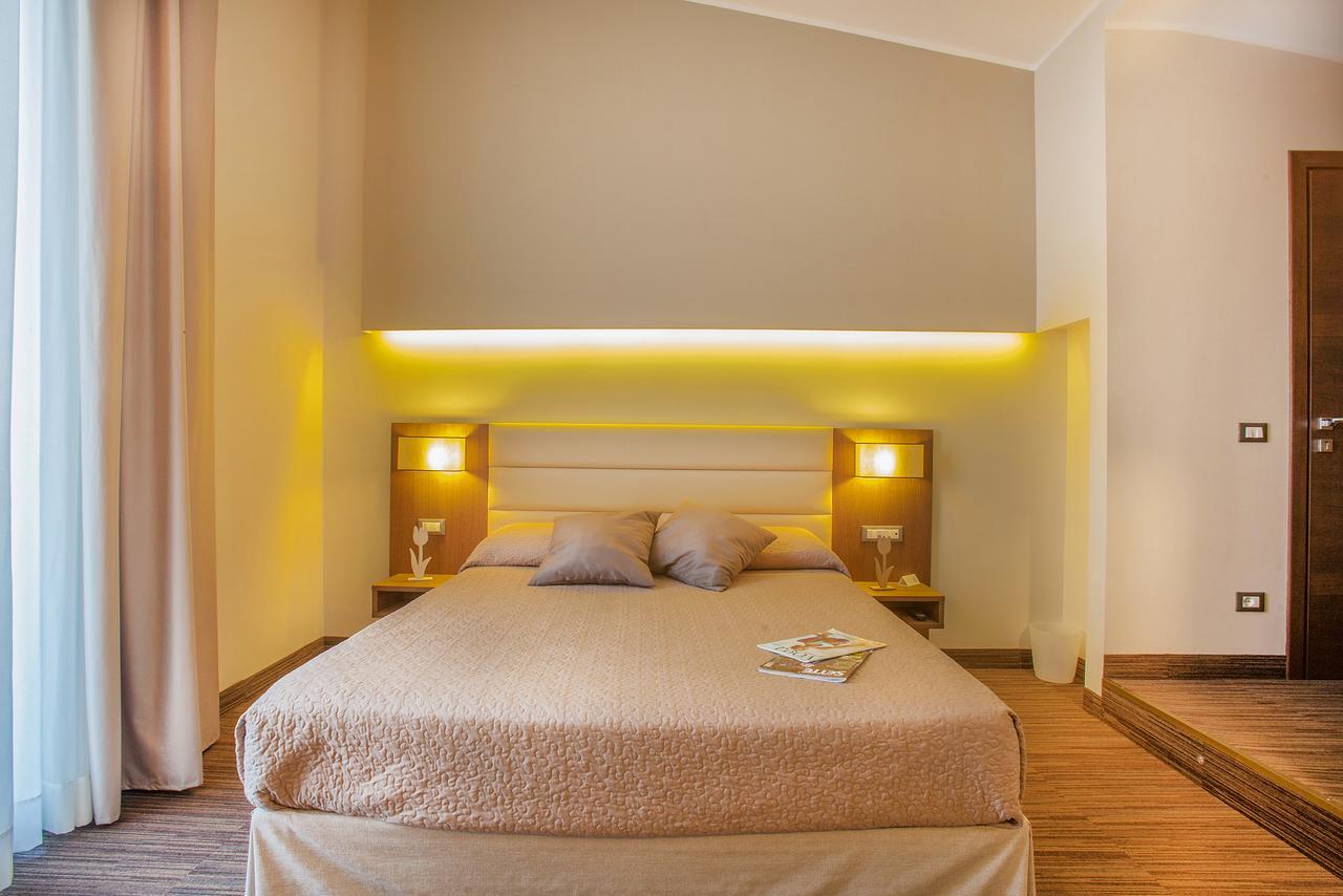 B&B Dimora San Felice Naples Exterior photo