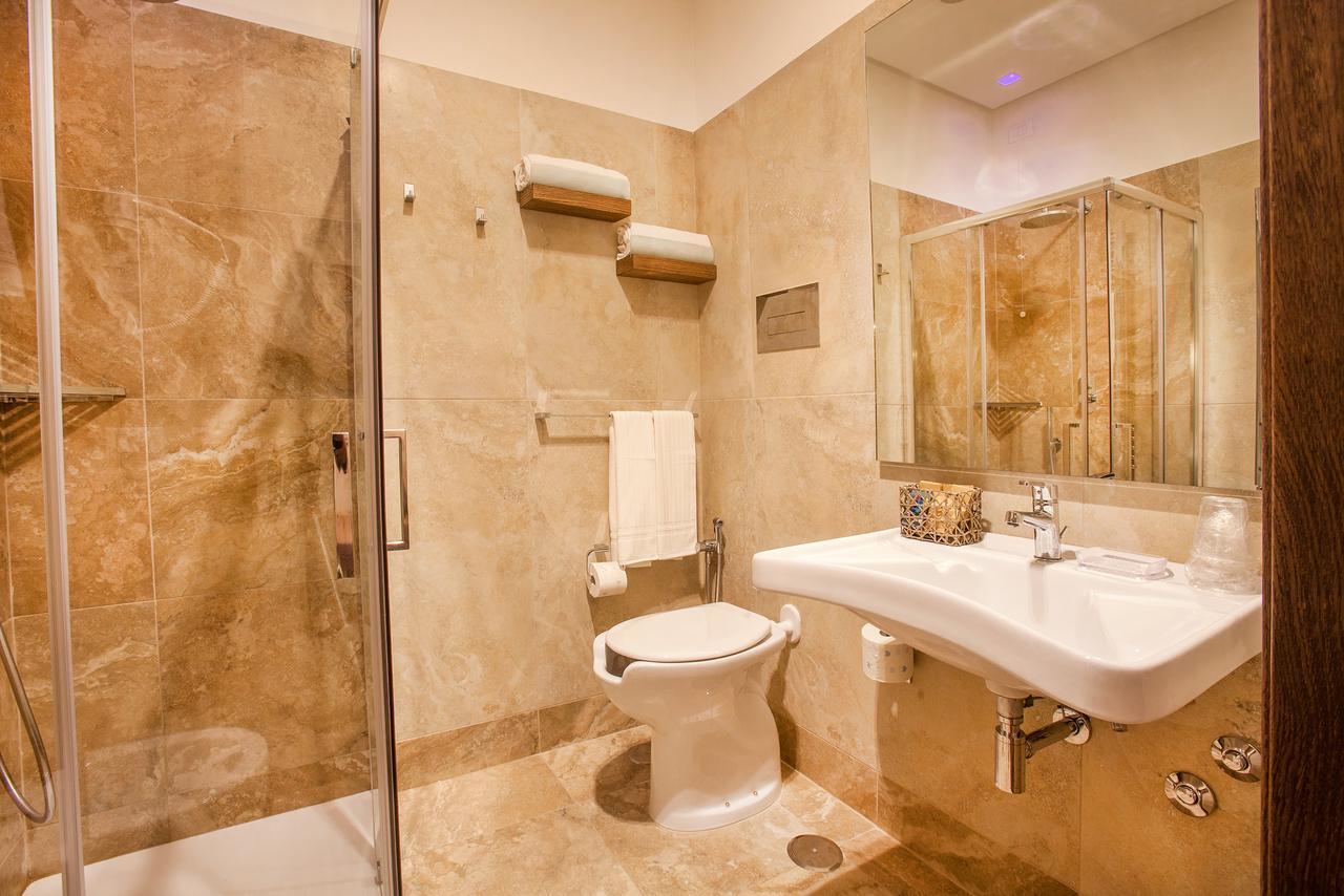 B&B Dimora San Felice Naples Exterior photo